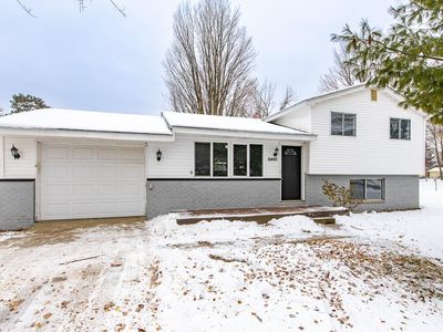 6445 Pontiac Lake Rd