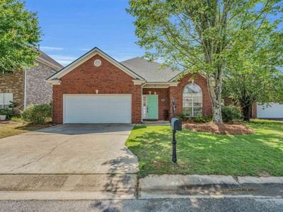 1012 Castlemaine Way