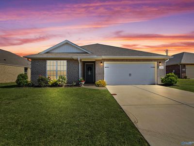 Property at 205 Cherry Laurel Dr, Hazel Green, AL