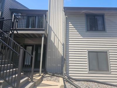 1093 Canyon Road #303