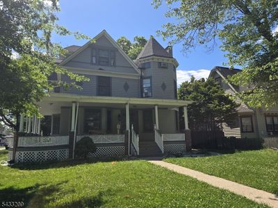 3 Myrtle Ave
