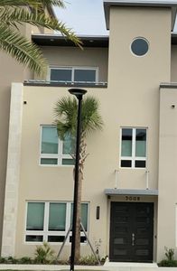 5008 SW 34TH PLACE