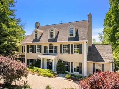 99 Huntington Rd