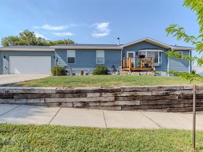 1305 Emigrant Ln