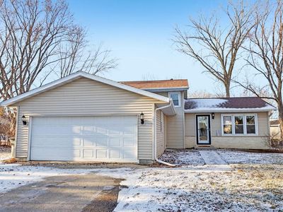 949 East Prospect STREET