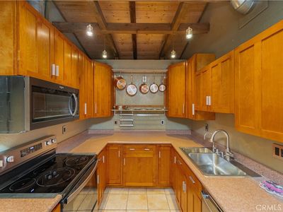 1000 W Macarthur Blvd APT 13