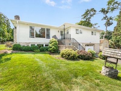 20 Edgemere Ave