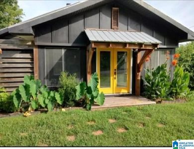 5177 Eastern Valley Rd