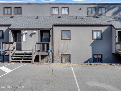 21 Middle Village Way