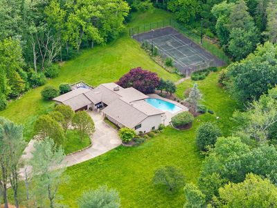 18 Manor Brook Rd