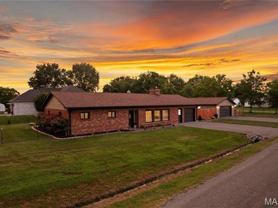 8435 Prairietown Rd