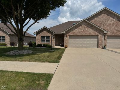 121 Cardinal Ln
