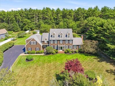 37 Wyndemere Ct