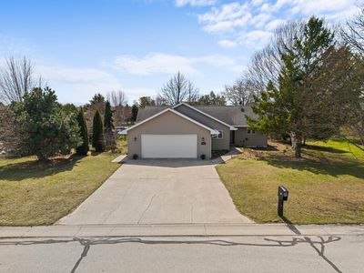 215 N 18th Pl