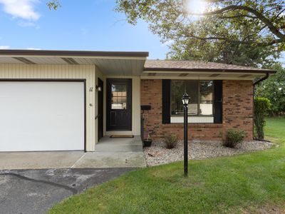 52 Old Mill Dr Unit 11