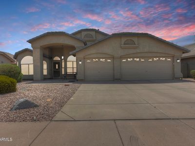 1123 E Constitution Dr