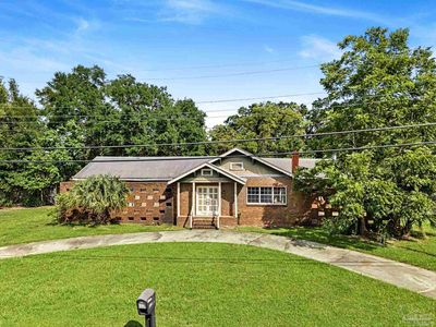 1018 Titi St