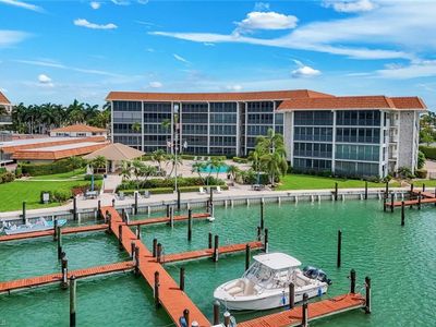 222 Harbour DR #312