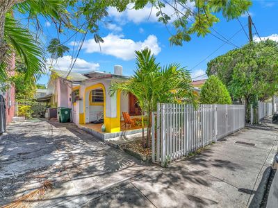 219 SW 6th Ave