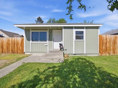 1605 Perkins Ave