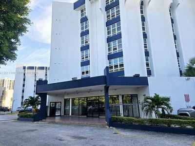 9682 Fontainebleau Blvd APT 207