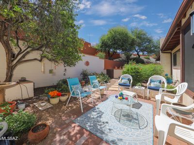 1051 W Calle Alhambra