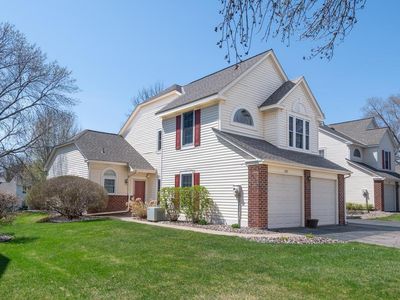 Property at 11011 Oregon Curv, Bloomington, MN