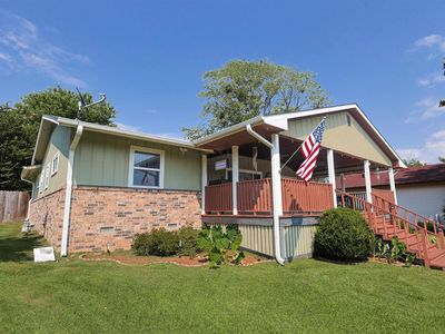 Property at 1007 Lakeside Dr, Mena, AR
