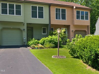 49 Brenden Court