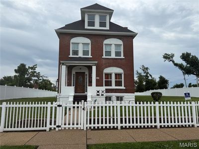 4429 Greer Ave