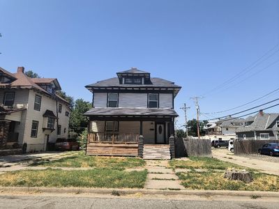 115 S Chautauqua Ave