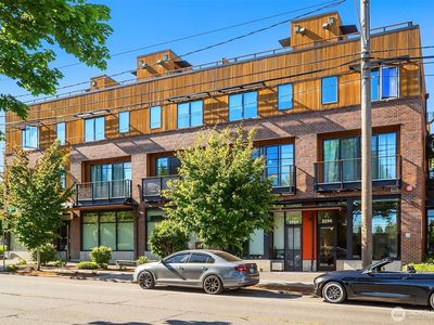 3298 NE 65th Street #103