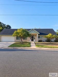 1125 Cypress Dr