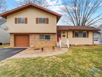 208 W Reed Ave