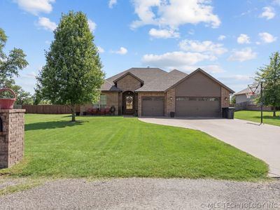 61521 E 266th Rd