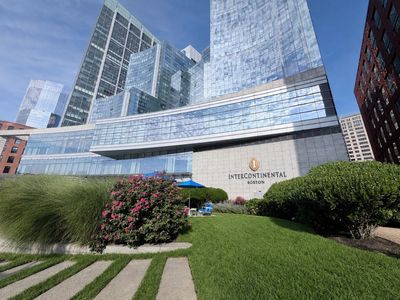 500 Atlantic Ave Unit 17J