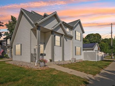 11122 West Washington STREET