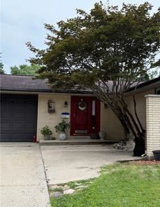 420 Bowman Ave