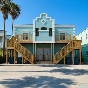 110 E Pike St #1-4