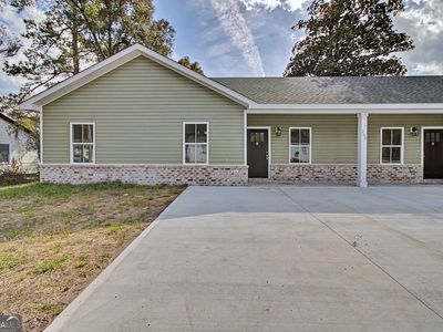Property at 205 Bagley Ave, Hinesville, GA