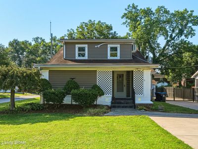 2124 Winston Ave