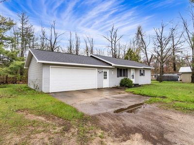831 N Otsego Lake Dr