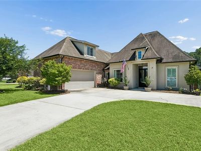 504 English Oak Dr