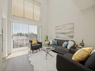 4221 Cole Ave APT 206