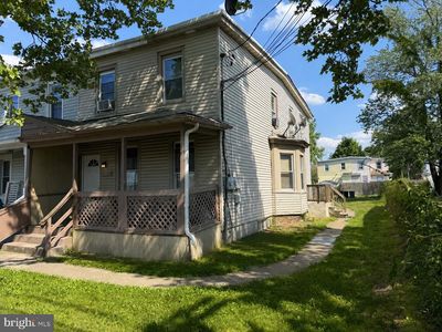 1002 W Front St