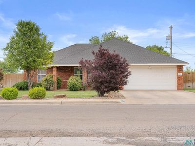 2713 Fred Daugherty Ave