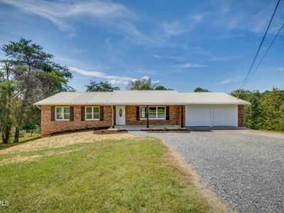215 Dotson Ln