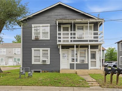 404 Hill St