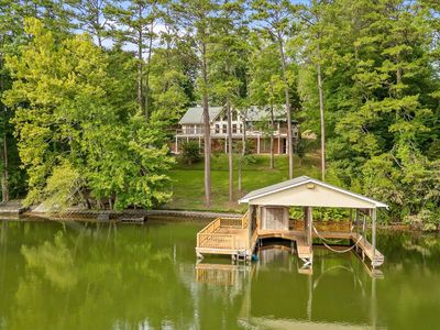 581 Pine Hollow Rd