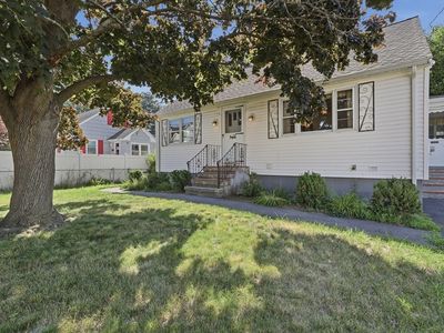85 Bunker Hill Ave